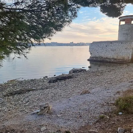 Apartamento With Wifi - 26953 Pula