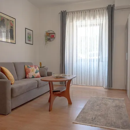 With Wifi - 26953 Apartamento Pula